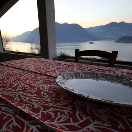 Valeriana - Vista Esclusiva Su Monte Isola - D'iseo 别墅 苏尔扎诺